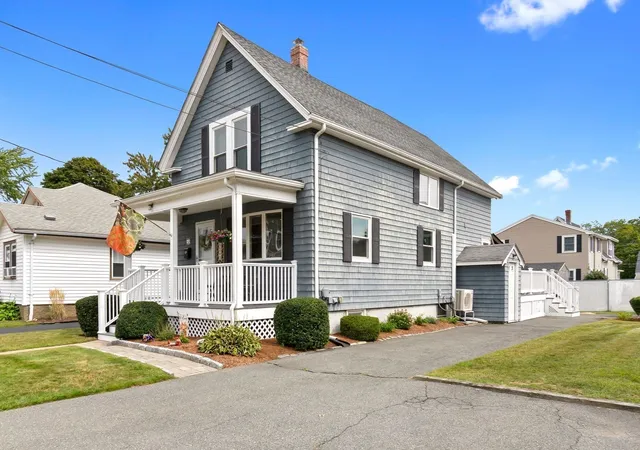 Photo 3 of Single family home for sale at 58 Glendale Ave, Peabody, MA 01960 | MLS# 73575634 | Listing updated on 2026-09-20