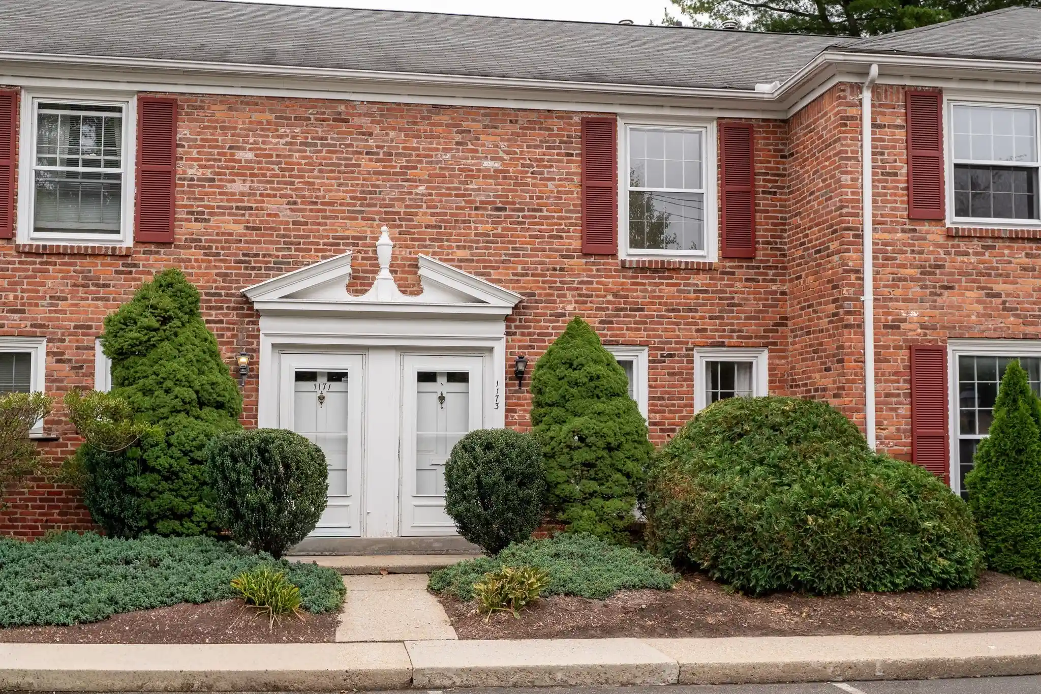 Listing Photo 1 - Condo for sale in 1173 Dickinson St located at 1173 Dickinson St, Springfield, MA 01108 - Unit #1173