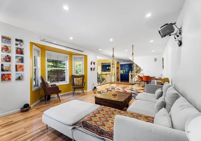 Photo 3 of Condo for sale at 186 Algonquin Trl #76, Ashland, MA 01721 | MLS# 73578301 | Listing updated on 2026-10-14