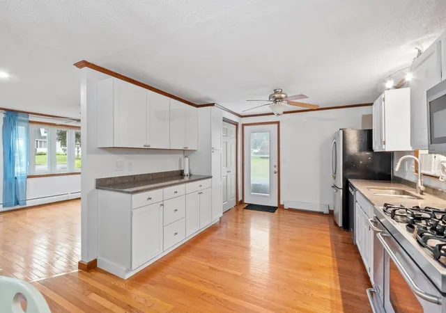 Photo 3 of Sale Pending at 171 Birchcroft Rd, Leominster, MA 01453 | MLS# 73570876 | Listing updated on 2026-09-19