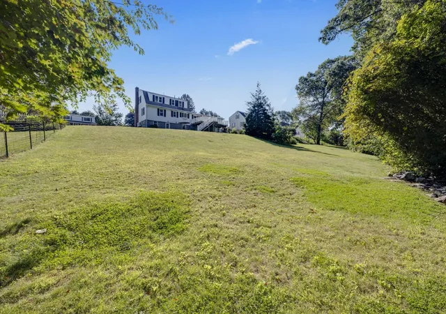 Photo 3 of Single family home for sale at 29 Carroll St, Auburn, MA 01501 | MLS# 73574176 | Listing updated on 2026-09-13