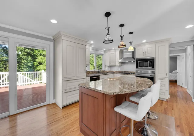 Photo 4 of Single family home for sale at 29 Carroll St, Auburn, MA 01501 | MLS# 73574176 | Listing updated on 2026-09-13
