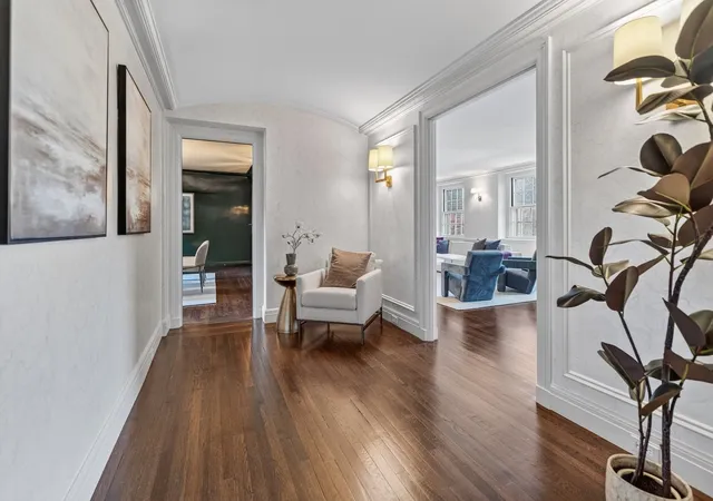 Photo 3 of Condo for sale at 172 Beacon St #3, Boston, MA 02116 | MLS# 73573568 | Listing updated on 2026-09-12
