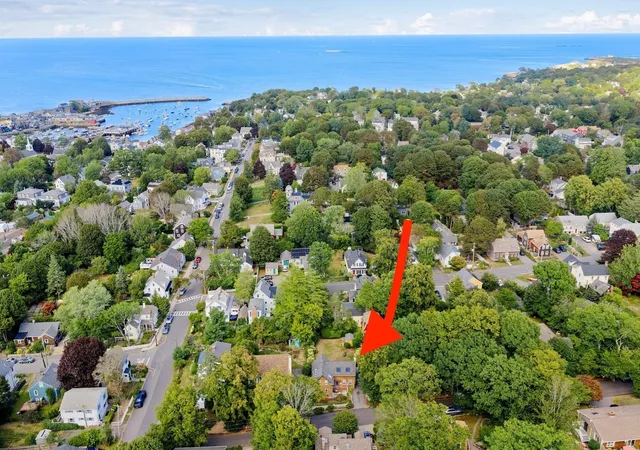Photo 2 of Single family home for sale at 3 Spring Ln, Rockport, MA 01966 | MLS# 73573918 | Listing updated on 2026-09-13