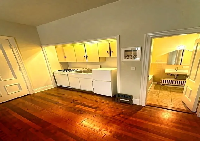 Photo 3 of Condo for sale at 8 Brimmer St #1A, Boston, MA 02108 | MLS# 73583417 | Listing updated on 2026-10-02