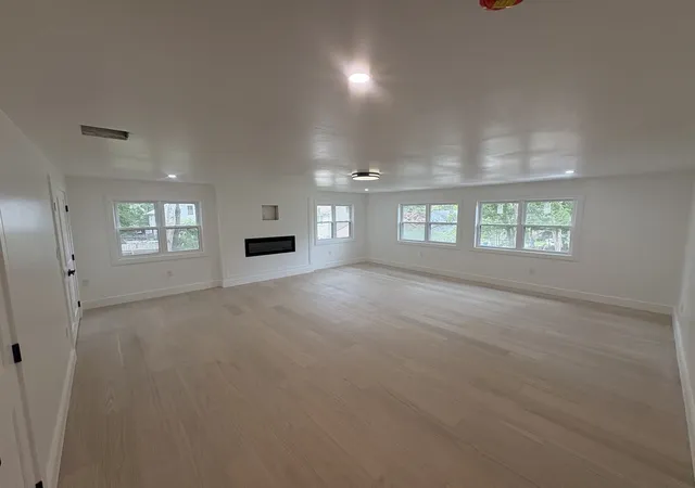 Photo 3 of Single family home for sale at 6 Briar Rd, Canton, MA 02021 | MLS# 73571445 | Listing updated on 2026-09-19
