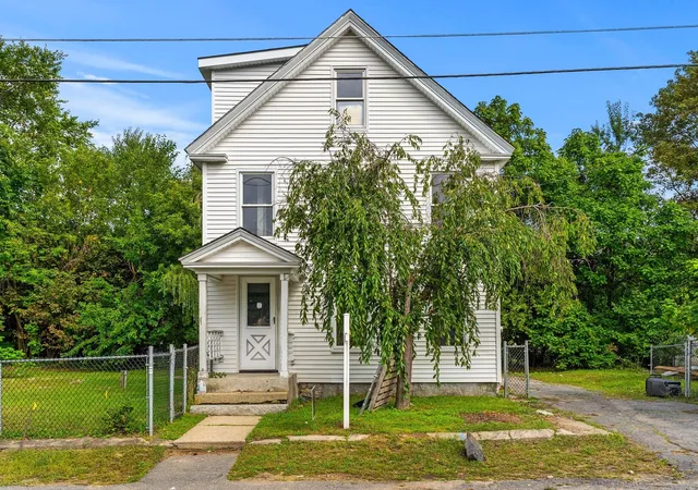 Photo 1 of Sale Pending at 11 Lorenzo St, Leominster, MA 01453 | MLS# 73572314 | Listing updated on 2026-09-15