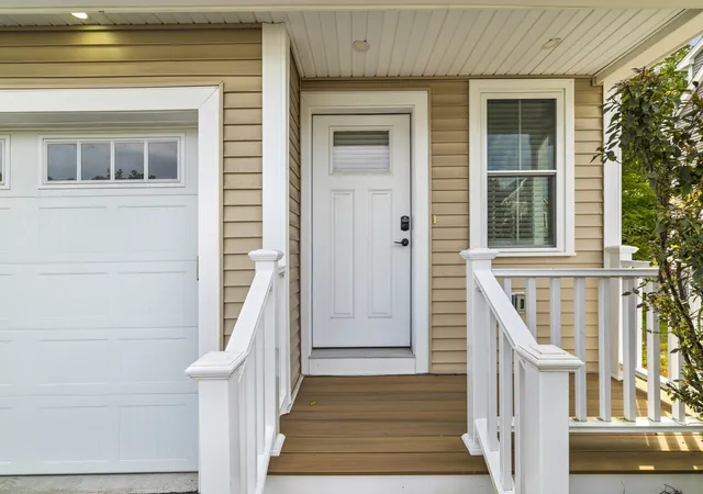 Listing Photo 4 - Condo for sale in building located at 5 Orch Vw Cir, Framingham, MA 01702 - Unit #5