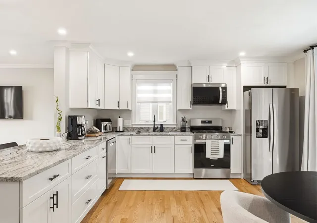 Listing Photo 5 - Condo for sale in building located at 106 Pond St, Attleboro, MA 02703 - Unit #28