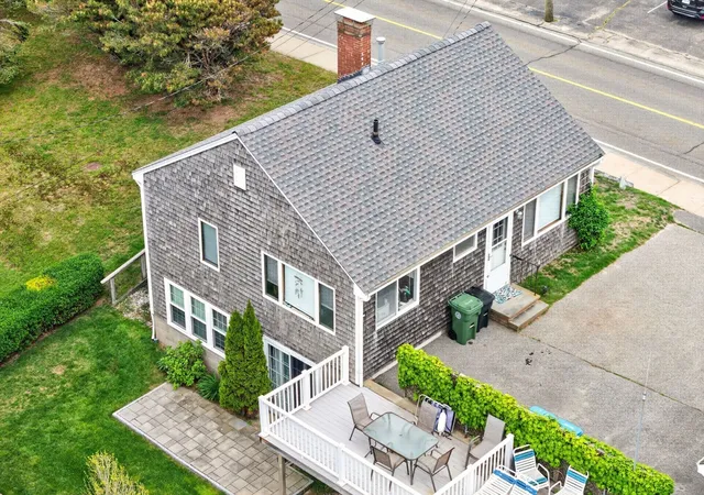 Photo 3 of Single family home for sale at 426 Grand Ave, Falmouth, MA 02540 | MLS# 73587336 | Listing updated on 2026-10-10