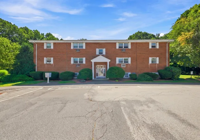 Photo 1 of Sale Pending at 39 Pleasant St #4C, Northborough, MA 01532 | MLS# 73571456 | Listing updated on 2026-09-20