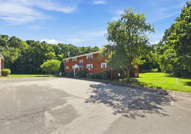 Photo 3 of Sale Pending at 39 Pleasant St #4C, Northborough, MA 01532 | MLS# 73571456 | Listing updated on 2026-09-20