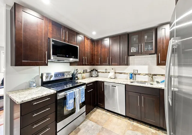 Photo 4 of Sale Pending at 39 Pleasant St #4C, Northborough, MA 01532 | MLS# 73571456 | Listing updated on 2026-09-20
