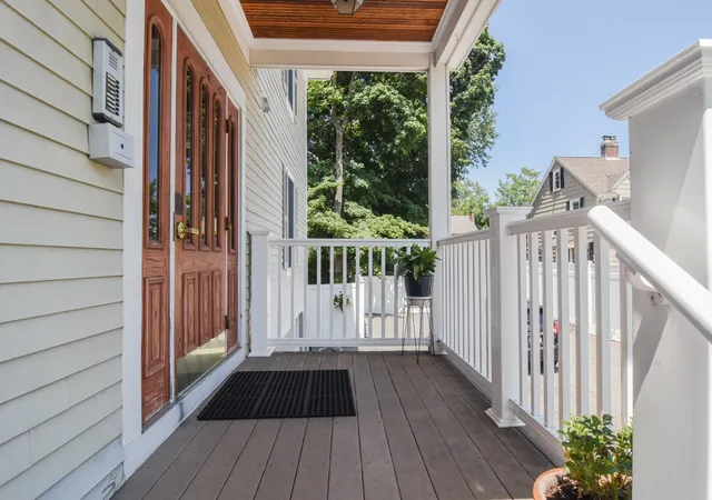 Photo 2 of Sale Pending at 112 Porter St #5, Melrose, MA 02176 | MLS# 73571151 | Listing updated on 2026-09-23