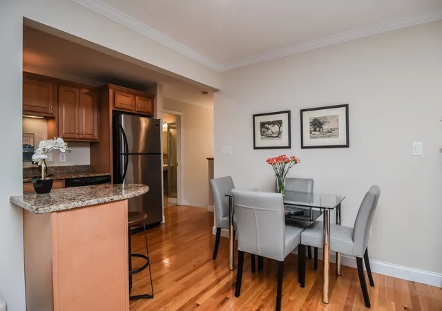 Listing Photo 5 - Condo for sale in building located at 112 Porter St, Melrose, MA 02176 - Unit #5