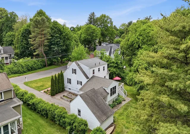 Photo 2 of Single family home for sale at 88 Southfield Rd, Concord, MA 01742 | MLS# 73574491 | Listing updated on 2026-09-13