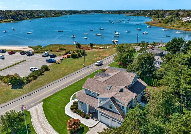 Photo 2 of Single family home for sale at 12 Pond St, Chatham, MA 02633 | MLS# 73582098 | Listing updated on 2026-09-28