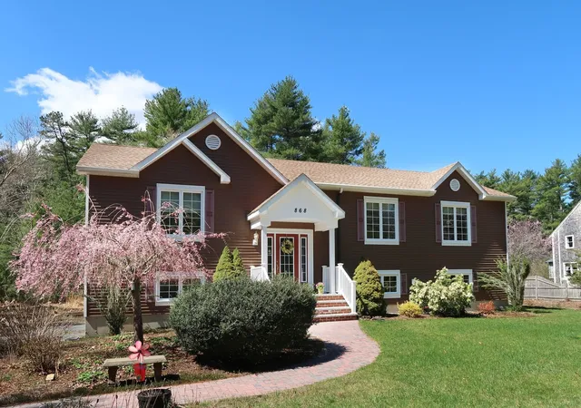 Photo 1 of Single family home for sale at 868 Main St, West Wareham, MA 02576 | MLS# 73584444 | Listing updated on 2026-10-26
