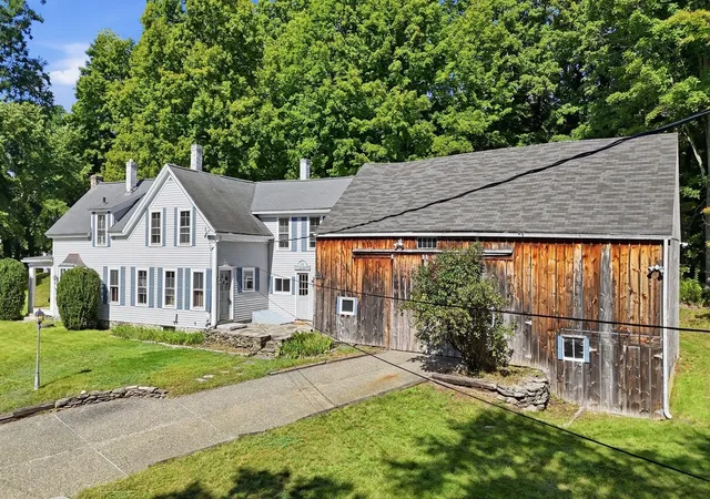 Photo 3 of Single family home for sale at 85 Wallace Hl, Townsend, MA 01469 | MLS# 73573994 | Listing updated on 2026-09-13