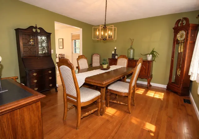 Photo 4 of Single family home for sale at 32 Sibley Rd, Sutton, MA 01590 | MLS# 73579445 | Listing updated on 2026-10-12