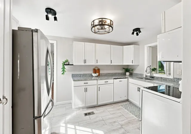 Photo 3 of Sale Pending at 18 Taunton St #34, Plainville, MA 02762 | MLS# 73572562 | Listing updated on 2026-10-02