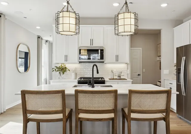 Photo 1 of Condo for sale at 29 Emerald Run #17, Shrewsbury, MA 01545 | MLS# 73572156 | Listing updated on 2026-09-08