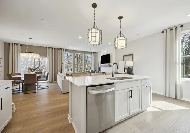 Photo 3 of Condo for sale at 29 Emerald Run #17, Shrewsbury, MA 01545 | MLS# 73572156 | Listing updated on 2026-09-08