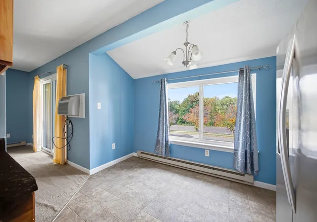 Listing Photo 5 - Condo for sale in building located at 34 Saint Kolbe Dr, Holyoke, MA 01040 - Unit #C