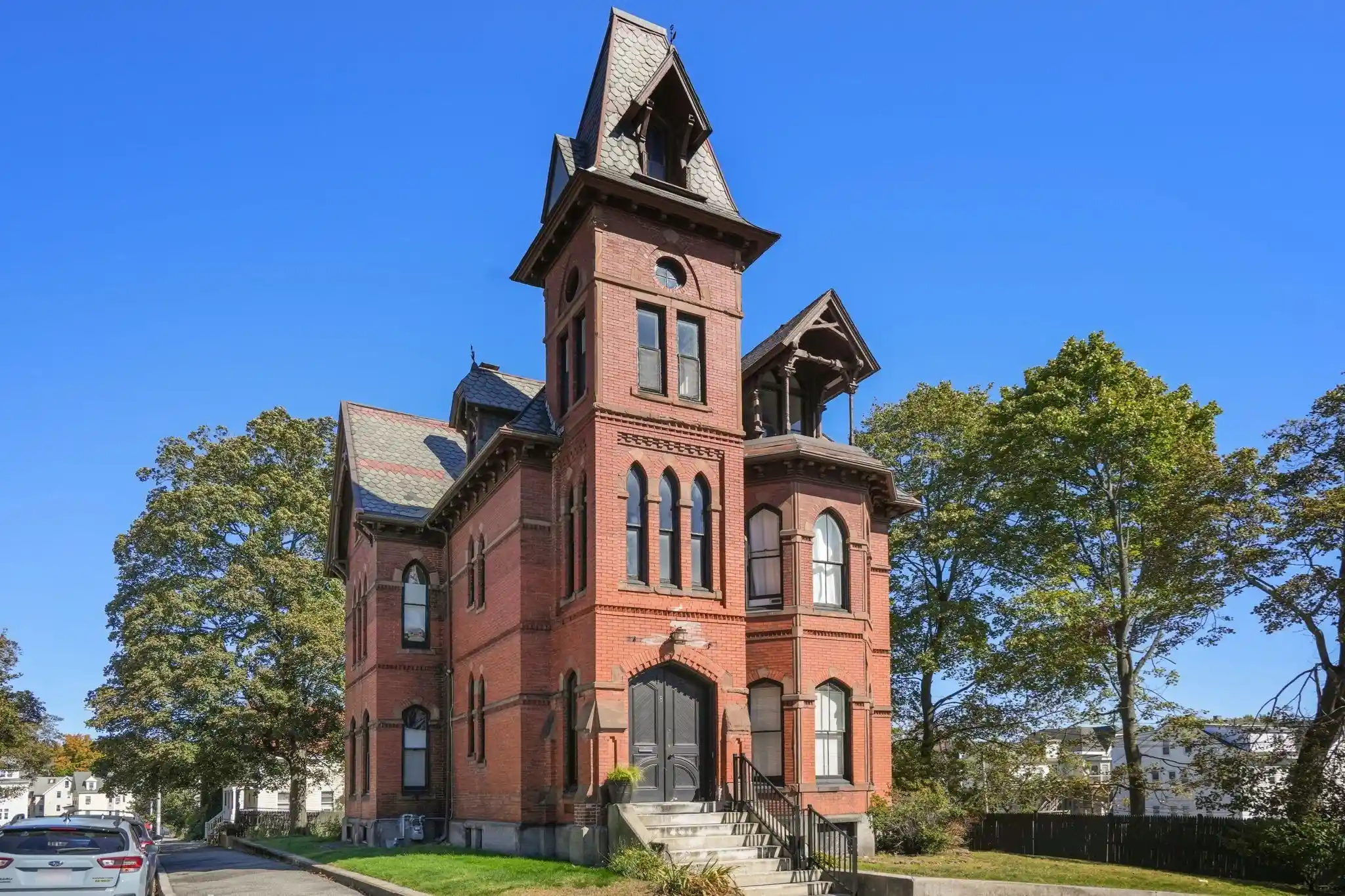 Listing Photo 1 - Condo for sale in 8 Claremont St located at 8 Claremont St, Worcester, MA 01610 - Unit #3A