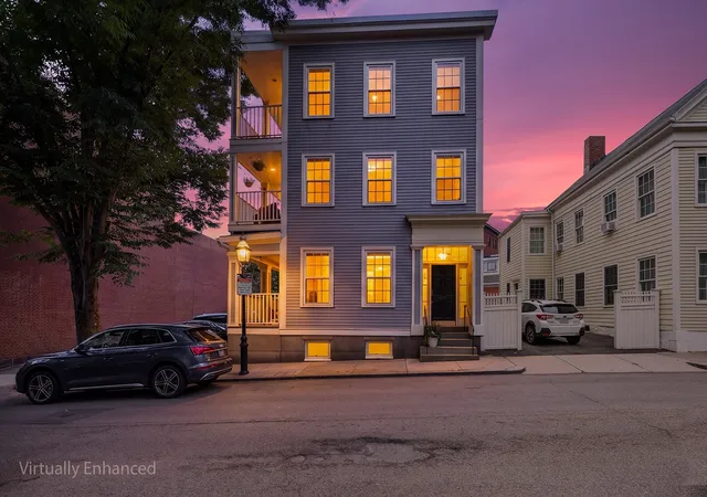 Photo 1 of Sale Pending at 54 Chestnut St #3, Charlestown, MA 02129 | MLS# 73585451 | Listing updated on 2026-10-22