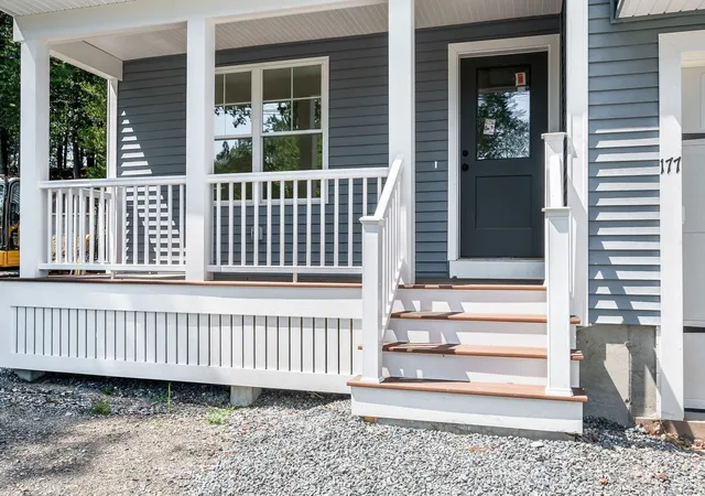 Photo 2 of Single family home for sale at 177 Main St, Groveland, MA 01834 | MLS# 73576146 | Listing updated on 2026-09-11