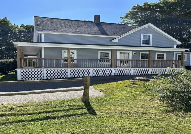 Photo 3 of Sale Pending at 201 Union St, Gardner, MA 01440 | MLS# 73573675 | Listing updated on 2026-10-07