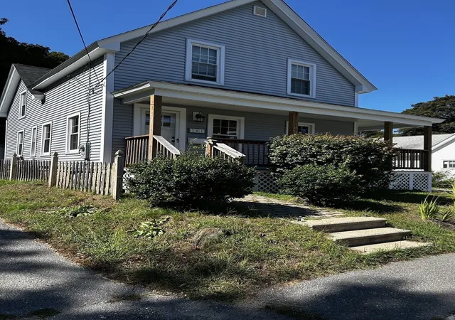 Photo 4 of Sale Pending at 201 Union St, Gardner, MA 01440 | MLS# 73573675 | Listing updated on 2026-10-07