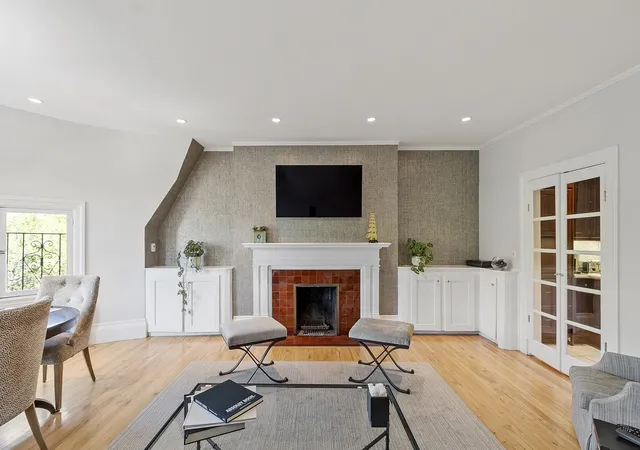Photo 3 of Condo for sale at 178 Commonwealth #7, Boston, MA 02116 | MLS# 73574122 | Listing updated on 2026-09-13