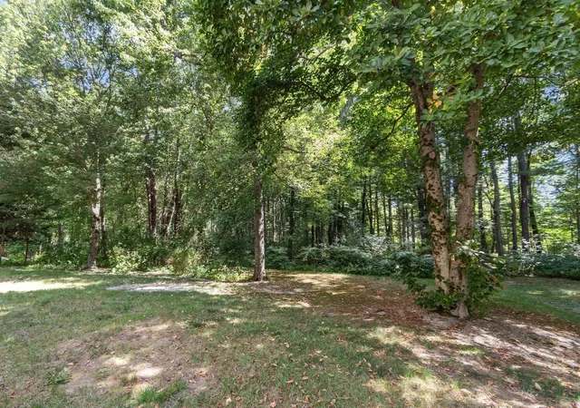 Photo 4 of Single family home for sale at 10 Zeus Dr, Chelmsford, MA 01824 | MLS# 73571343 | Listing updated on 2026-09-16