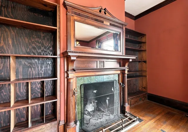 Photo 4 of Sale Pending at 25 Avon St, Wakefield, MA 01880 | MLS# 73574596 | Listing updated on 2026-09-29
