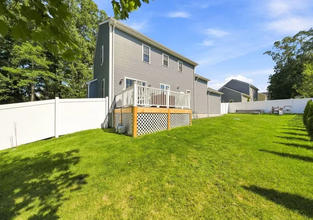 Photo 4 of Single family home for sale at 60 Avery St, New Bedford, MA 02745 | MLS# 73572486 | Listing updated on 2026-09-10