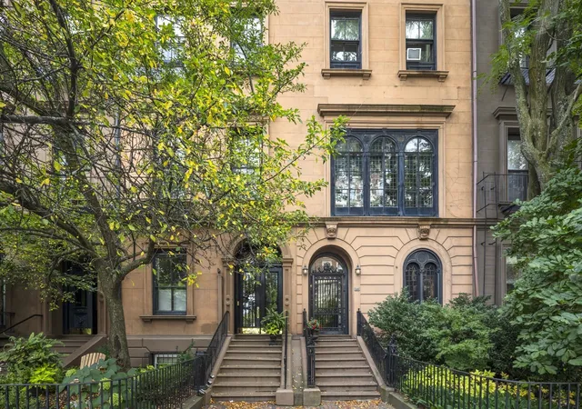 Photo 2 of Condo for sale at 105 Beacon St #10, Boston, MA 02116 | MLS# 73574327 | Listing updated on 2026-09-13