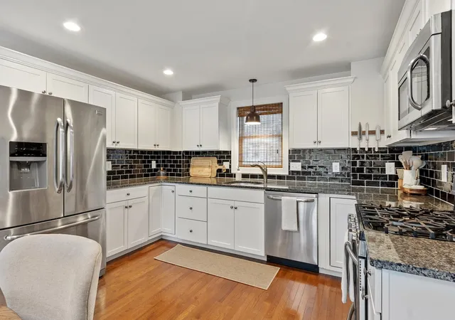 Listing Photo 5 - Condo for sale in building located at 215 Main St, Maynard, MA 01754 - Unit #3