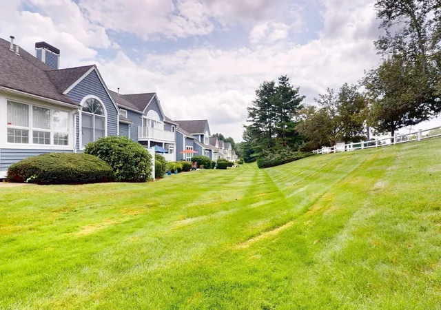 Photo 3 of Condo for sale at 15 Kings Way #11, Waltham, MA 02451 | MLS# 73574549 | Listing updated on 2026-09-17