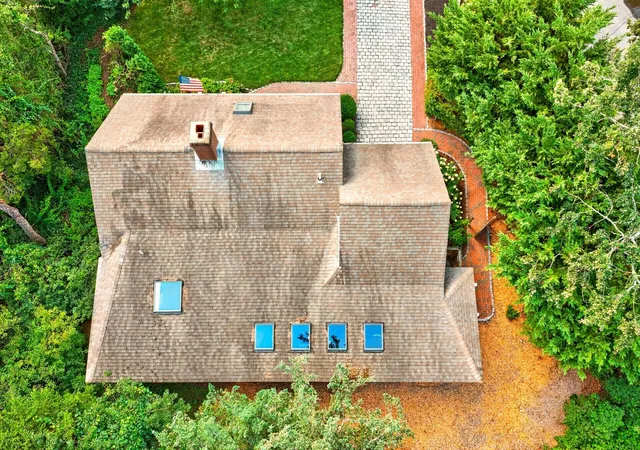 Photo 4 of Single family home for sale at 15 Bramble Ln, Dennis, MA 02638 | MLS# 73571169 | Listing updated on 2026-09-06