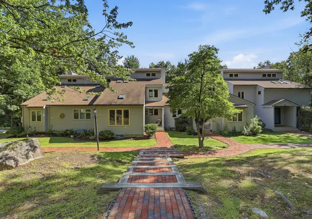 Photo 2 of Condo for sale at 79 Parkhurst Dr #79, Westford, MA 01886 | MLS# 73573618 | Listing updated on 2026-09-16