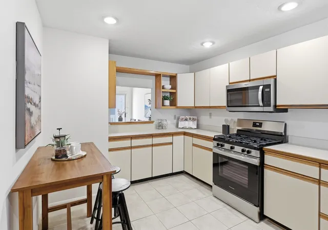 Photo 4 of Condo for sale at 79 Parkhurst Dr #79, Westford, MA 01886 | MLS# 73573618 | Listing updated on 2026-09-16