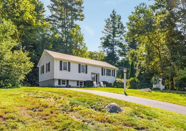 Photo 2 of Single family home for sale at 93 Jerrold St, Holliston, MA 01746 | MLS# 73572997 | Listing updated on 2026-09-23