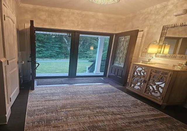 Photo 4 of Sale Pending at 6 Zaloga Way, Middleton, MA 01949 | MLS# 73575076 | Listing updated on 2026-09-14