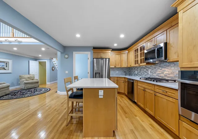 Photo 4 of Single family home for sale at 78 Gold Leaf, Mashpee, MA 02649 | MLS# 73571570 | Listing updated on 2026-09-07