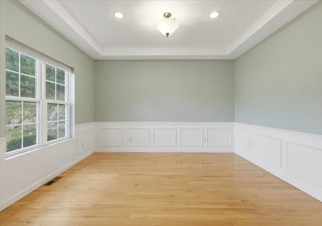 Photo 4 of Condo for sale at 30 Shadow Crk Ln #30, Ashland, MA 01721 | MLS# 73574031 | Listing updated on 2026-09-13