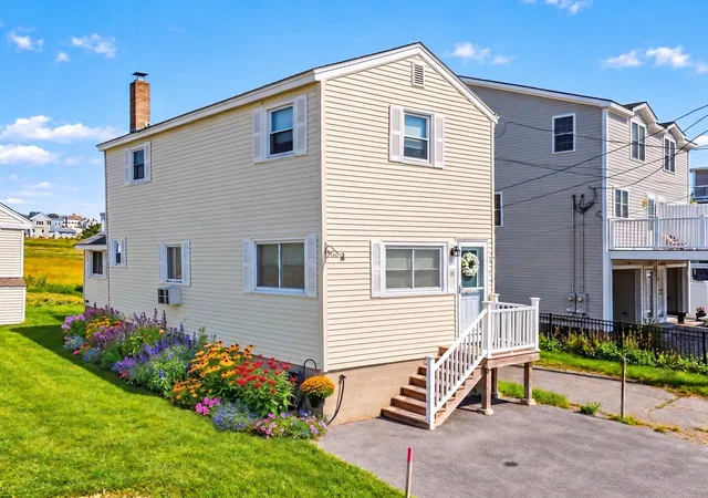 Photo 1 of Single family home for sale at 10 Liberty St, Salisbury, MA 01952 | MLS# 73573283 | Listing updated on 2026-09-12