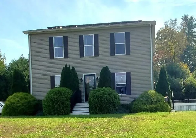Single family home for sale at 4 Bernards Way, Rochester, MA 02770 | MLS# 73589370