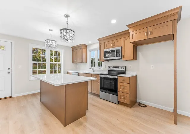Photo 4 of Sale Pending at 30 Bumblebee Dr, Plymouth, MA 02360 | MLS# 73571117 | Listing updated on 2026-09-23